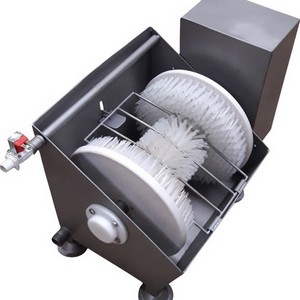 Lavador de botas automático com escova carretel
