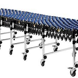 Transportador de roletes livres